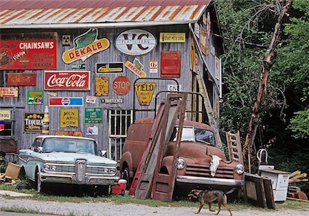 rust cars - Antique magasin, sud du Tennessee, USA Photographie de stock - Premium Libres de Droits, Code: 600-01670750