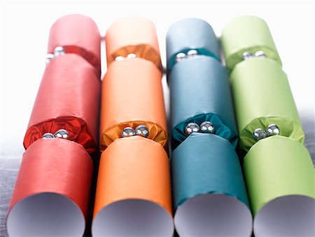 simsearch:600-01124639,k - Christmas Crackers Foto de stock - Sin royalties Premium, Código: 600-01694274