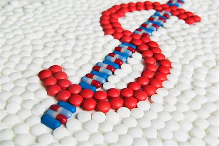 Dollar Sign Made out of Pills Stock Photo - Premium Royalty-Free, Code: 600-01694987