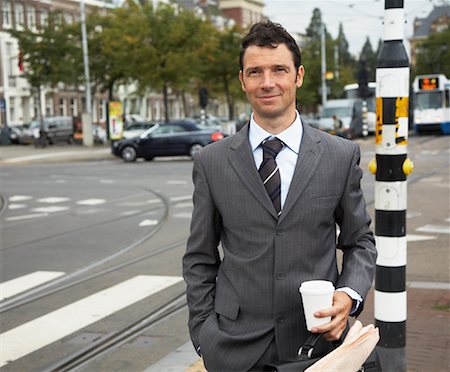 Businessman by Intersection, Amsterdam, Netherlands Foto de stock - Sin royalties Premium, Código: 600-01695552