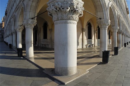 palais des ducs - Palais des Doges, Venise, Italie Photographie de stock - Premium Libres de Droits, Code: 600-01693995