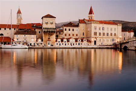 Town of Trogir at Dawn, Croatia Foto de stock - Sin royalties Premium, Código: 600-01717638