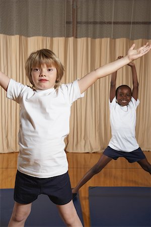 physical education - Kids in Gym Class Foto de stock - Sin royalties Premium, Código: 600-01764797