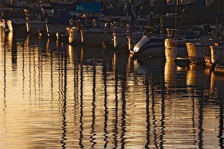 Marina at Dawn, Santa Barbara, California, USA Fotografie stock - Premium Royalty-Free, Codice: 600-01788770