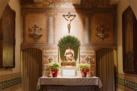 Chapel at Mission Santa Ines, Solvang, California Stock Photo - Premium Royalty-Free, Code: 600-01788897