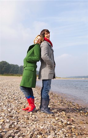 Couple on the Beach Photographie de stock - Premium Libres de Droits, Code: 600-01827066