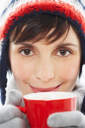 smelling (use the sense of smell) - Woman Drinking Hot Chocolate Stock Photo - Premium Royalty-Free, Code: 600-01838483