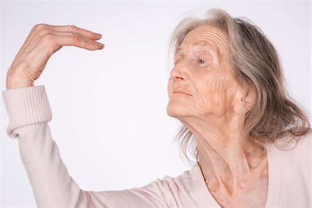 single old woman - Portrait of Woman Stock Photo - Premium Royalty-Free, Code: 600-01879169