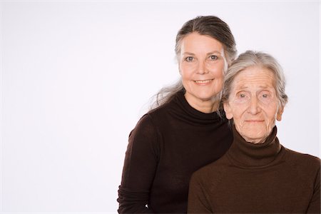 senior with adult child - Portrait of Mother and Daughter Foto de stock - Sin royalties Premium, Código: 600-01879185