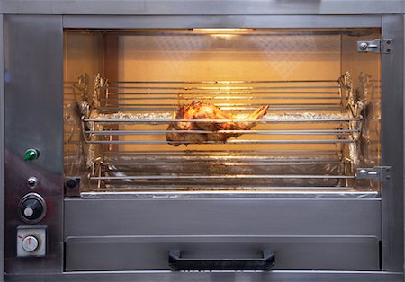 simsearch:600-02701254,k - Rotisserie Chicken Foto de stock - Sin royalties Premium, Código: 600-01879353