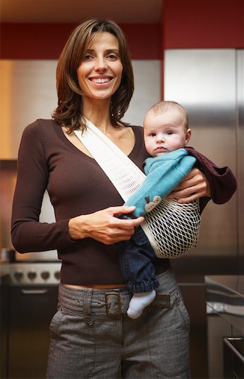 Woman with Baby in Kitchen Foto de stock - Sin royalties Premium, Artista: Masterfile, Código de la imagen: 600-01887435