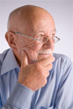 portrait man senior 70 years old casual clothes not asian not hispanic - Portrait of Man Stock Photo - Premium Royalty-Free, Code: 600-01954309