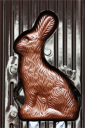 side profile easter bunny - Chocolate Easter Bunny Stock Photo - Premium Royalty-Free, Code: 600-01953977