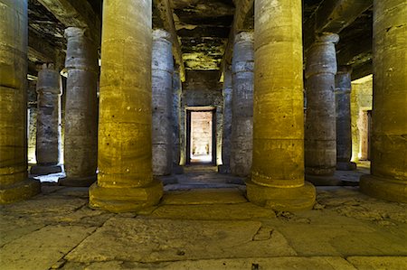supporting structure - Temple of Seti I, Abydos, Egypt Stock Photo - Premium Royalty-Free, Code: 600-02033796