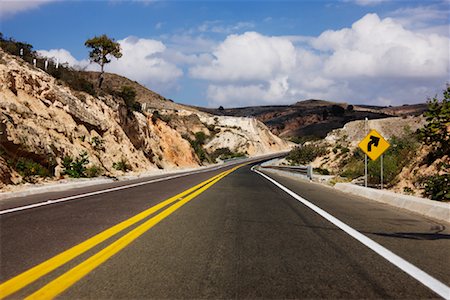 road and arrow - Toll Highway between Mexico City and Oaxaca, Mexico Stock Photo - Premium Royalty-Free, Code: 600-02045971