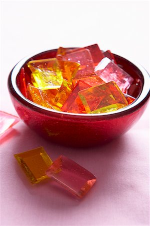 simsearch:600-02080622,k - Bowl of Candy Stock Photo - Premium Royalty-Free, Code: 600-02046481