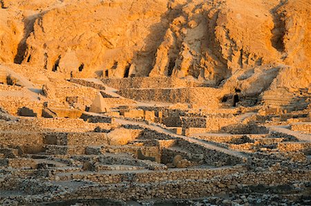 egyptian village - Deir Al-Medina, West Bank, Luxor, Egypt Stock Photo - Premium Royalty-Free, Code: 600-02046680