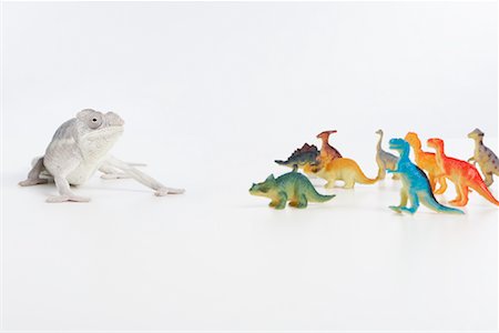 evoluzione - Lizard with Toy Dinosaurs Fotografie stock - Premium Royalty-Free, Codice: 600-02055797