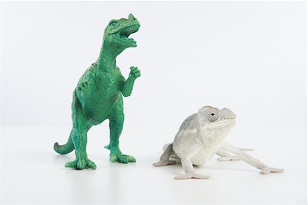 palaeontology - Lizard with Toy Dinosaur Foto de stock - Sin royalties Premium, Código: 600-02055798