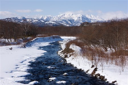 snow border - Rivière en hiver, la péninsule de Shiretoko, Hokkaido, Japon Photographie de stock - Premium Libres de Droits, Code: 600-02056362