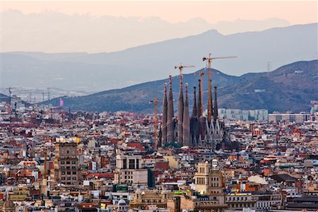 sagrada familia cathedral spain - Sagrada Familia and Cityscape, Barcelona, Catalunya, Spain Stock Photo - Premium Royalty-Free, Code: 600-02056757