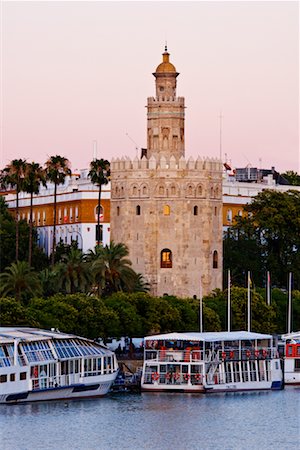 Torre del Oro and Guadalquivir River, Seville, Andalucia, Spain Stock Photo - Premium Royalty-Free, Code: 600-02056805