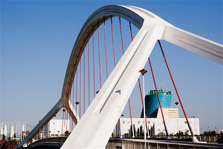 simsearch:700-02637287,k - Puente del Cachorro, Seville, Andalusia, Spain Stock Photo - Premium Royalty-Free, Code: 600-02056817