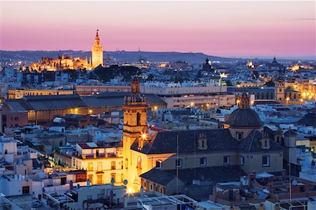 Cityscape at Dusk, Seville, Andalucia, Spain Foto de stock - Sin royalties Premium, Código: 600-02056812