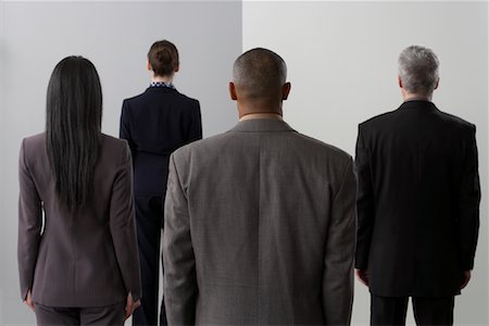 suit man standing backside - Backs of Business People Foto de stock - Sin royalties Premium, Código: 600-02063417