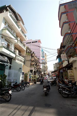 simsearch:600-02063848,k - Mopeds Parked in Street, Ho Chi Minh City, Vietnam Foto de stock - Sin royalties Premium, Código: 600-02063576