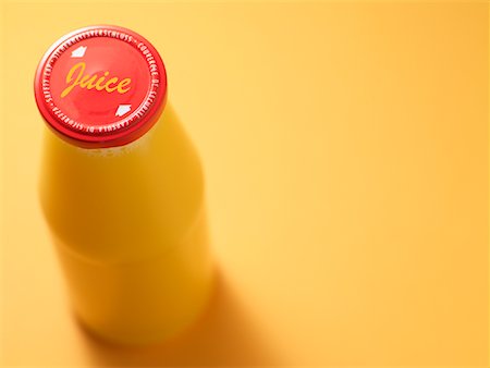 Bottle of Orange Juice Foto de stock - Sin royalties Premium, Código: 600-02071264