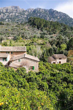 simsearch:600-03586401,k - Overview of Houses, Fornalutx, Mallorca, Spain Stock Photo - Premium Royalty-Free, Code: 600-02071327