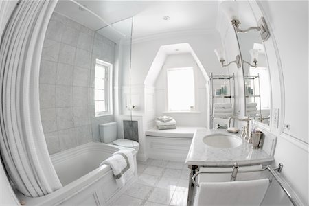 distorted inside home - Interior of Bathroom Stock Photo - Premium Royalty-Free, Code: 600-02080625