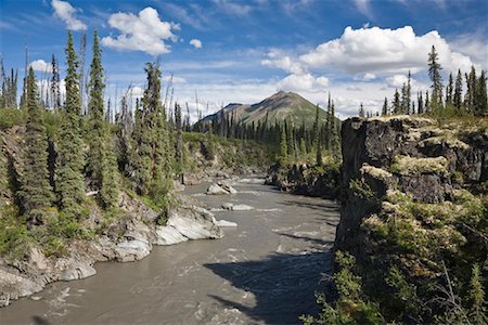 rivière yukon - Rivière Bonnet Plume, Yukon, Canada Photographie de stock - Premium Libres de Droits, Code: 600-02125402