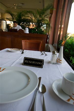 Reserved Sign on Table in Restaurant, Mexico Stock Photo - Premium Royalty-Free, Code: 600-02121227