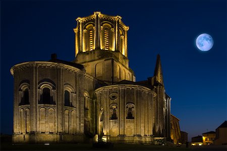 french village - Church at Night, Vouvant, France Stock Photo - Premium Royalty-Free, Code: 600-02121563