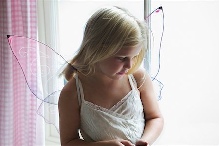 fairy - Young Girl Wearing Fairy Wings Stock Photo - Premium Royalty-Free, Code: 600-02121639
