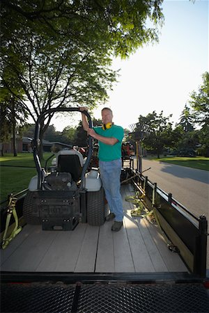 professional (pertains to traditional blue collar careers) - Landscaper Stock Photo - Premium Royalty-Free, Code: 600-02156836