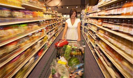Woman Grocery Shopping Stock Photo - Premium Royalty-Free, Code: 600-02175913