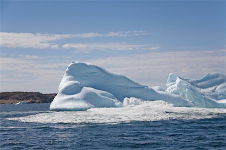 Iceberg Near Twillingate, Newfoundland, Canada Stock Photo - Premium Royalty-Free, Code: 600-02176723