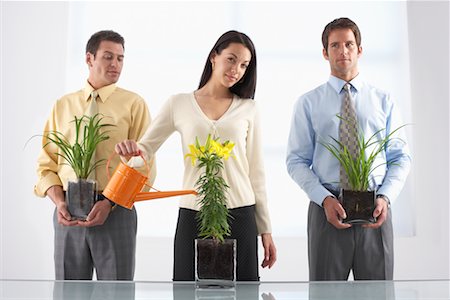 flowers on desk - Businesspeople and Plants Stock Photo - Premium Royalty-Free, Code: 600-02201128