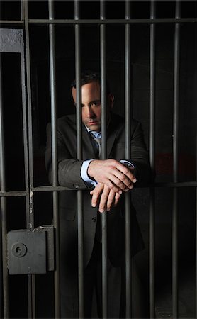 Man in Jail Photographie de stock - Premium Libres de Droits, Code: 600-02201314