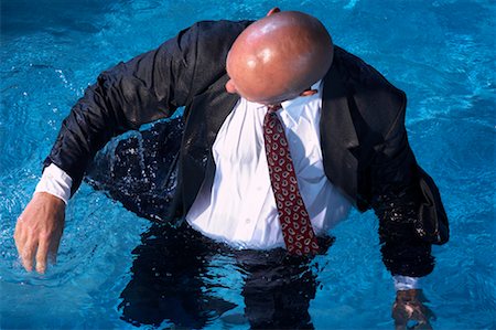 Businessman in Swimming Pool Foto de stock - Sin royalties Premium, Código: 600-02222992