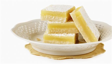 simsearch:700-00361494,k - Lemon Squares Stock Photo - Premium Royalty-Free, Code: 600-02264236