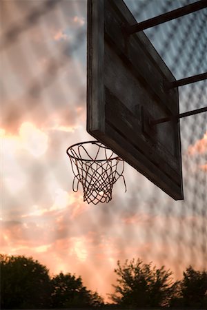 simsearch:632-05991330,k - Basketball Net at Sunset, New York State, USA Stock Photo - Premium Royalty-Free, Code: 600-02264447