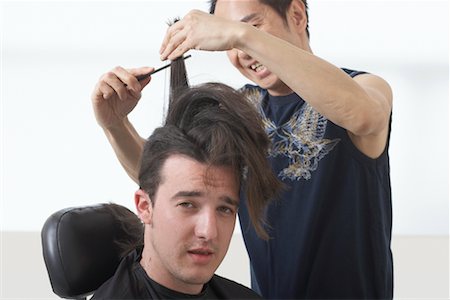 Man at Hair Salon Foto de stock - Royalty Free Premium, Número: 600-02264700