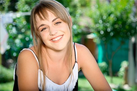 Portrait of Teenaged Girl Stock Photo - Premium Royalty-Free, Code: 600-02289238