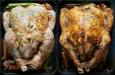 roasting pan - Close-up of Raw and Cooked Turkey Side by Side Stock Photo - Premium Royalty-Free, Code: 600-02346577