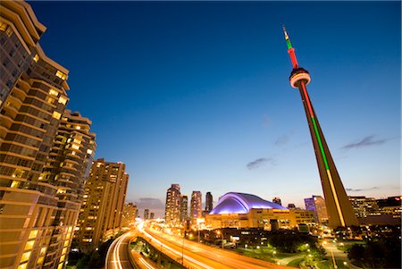 Skyline de Toronto au-dessus de Gardiner Expressway, Ontario, Canada Photographie de stock - Premium Libres de Droits, Code: 600-02347793