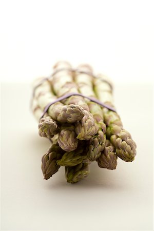 delicious vegetable - Green Asparagus Foto de stock - Sin royalties Premium, Código: 600-02348322